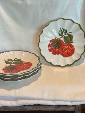 Melamine Indoor/Outdoor Tomato Inspired Appetizer Plates - Set of 4